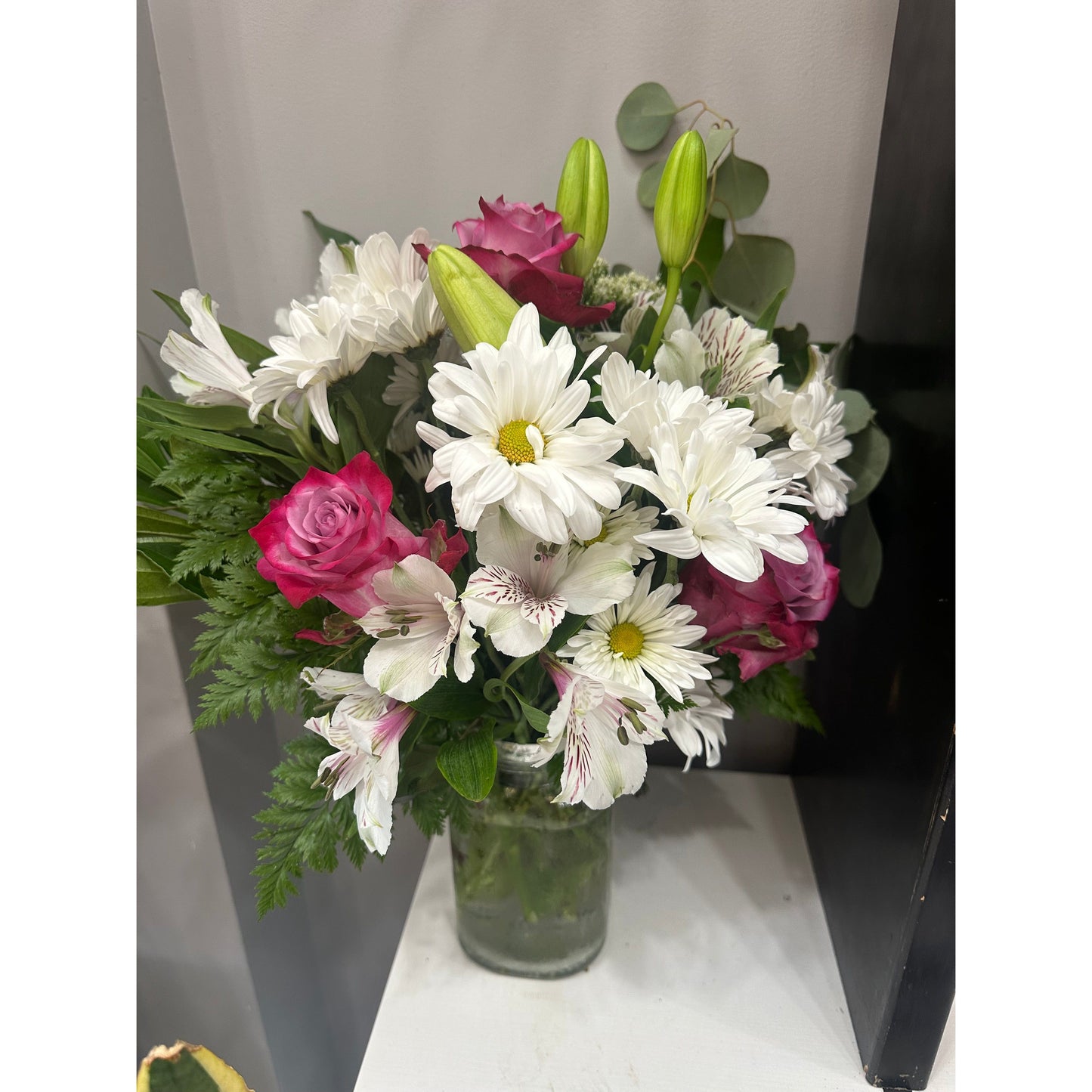 Vase Flower Arrangement Florists Choice